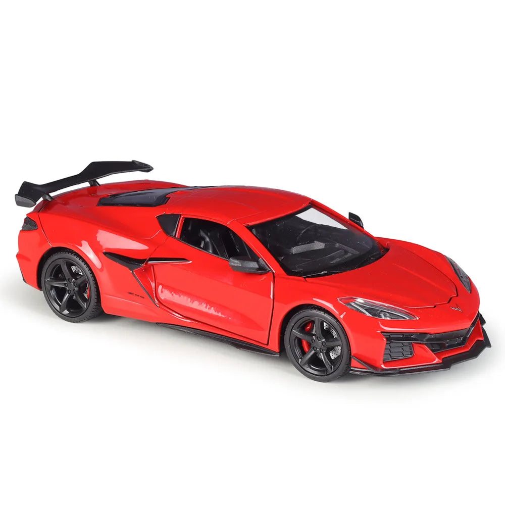 WELLY 1:24 2023 Chevrolet Corvette Z06 Alloy Die-Cast Model Car - Official Licensed American Supercar, Collector‘s Vehicles