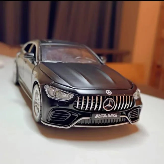 1: 32 Mercedes Benz AMG GT63 Children's high-end ornaments, gifts, and toys with sound and light alloy die-casting models