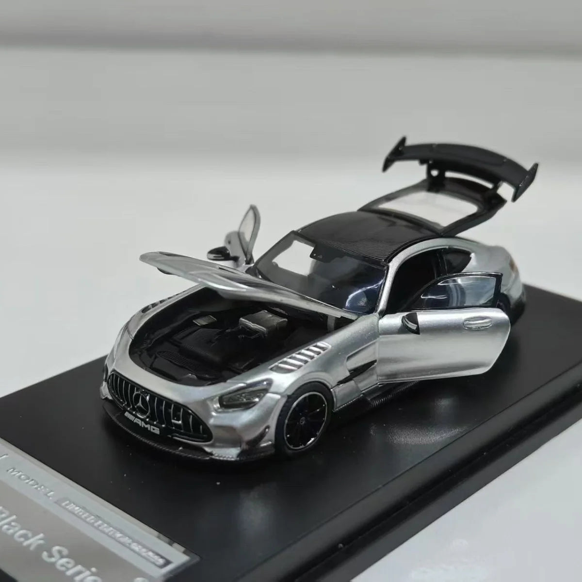 MJ Model 1:64 Mercedes Benz AMG GT Black Series Full Open Alloy Die Casting Car Model Collectible Gift Ornament