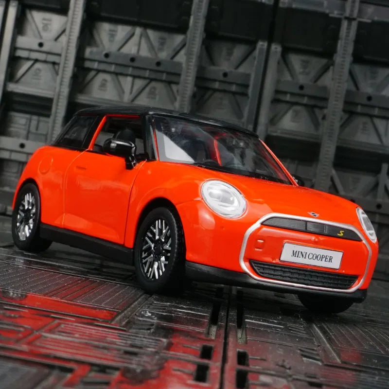 1:28 Simulation BMW Mini New Energy Alloy Car Model Door Can Open Sound and Light Power Car Ornament Collection Gift