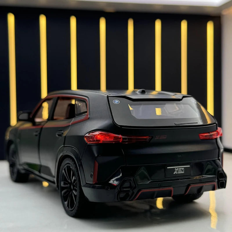 1:32 The XM SUV Alloy Sports Car Model Diecast Metal Toy New Energy Car Vehicles Model Simulation Sound and Light Childrens Gift