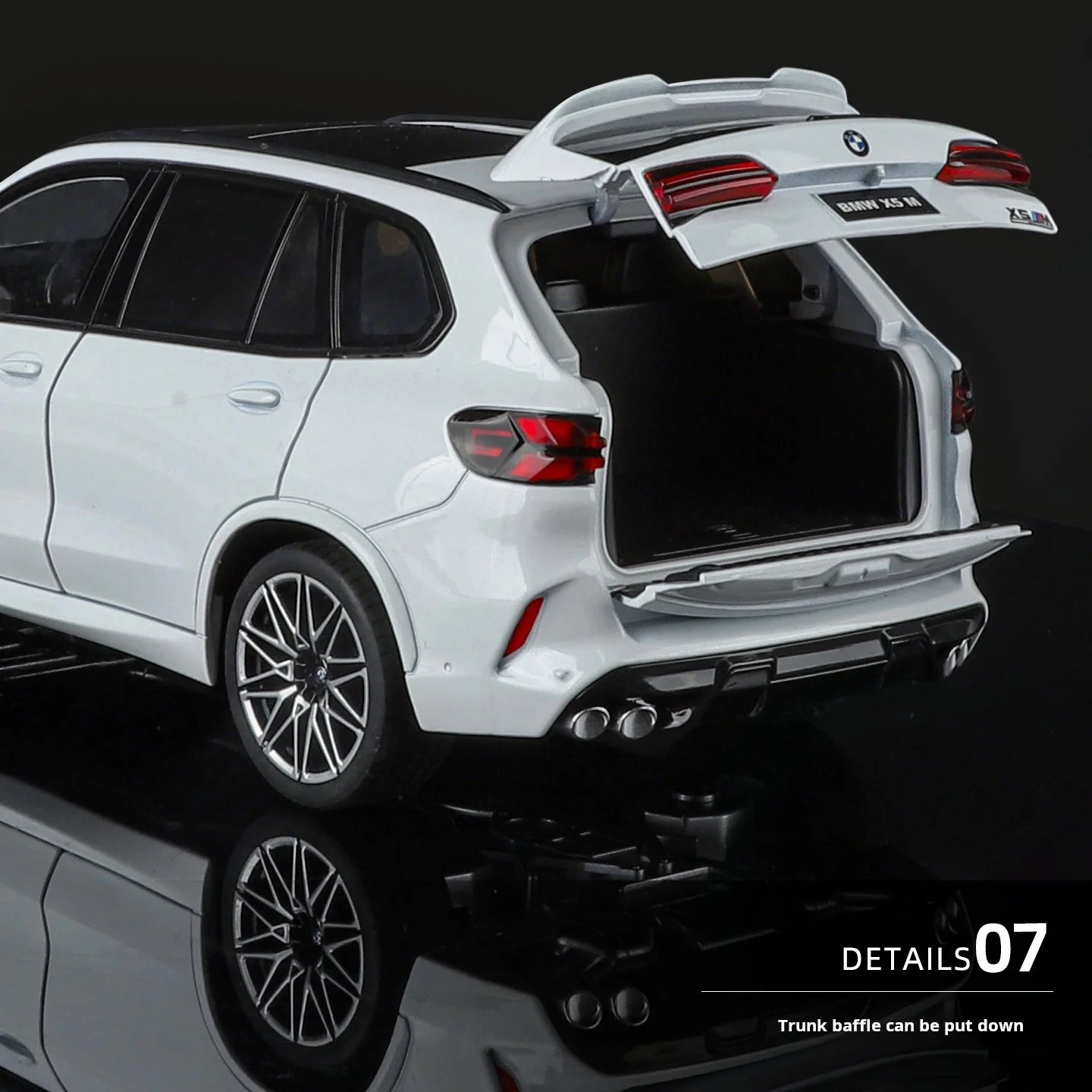 Official authorized 1:18 BMW X5M oversized SUV off-road vehicle Premium Model Toy car  Pull back toy car boys Gift collectibles